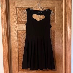 Romwe medium women’s black cocktail dress